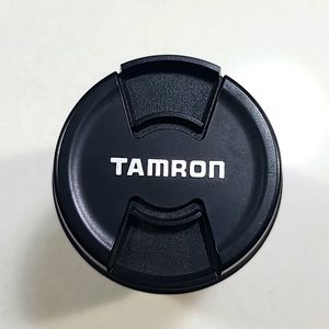 Tamron AF 28-300 lens and hood